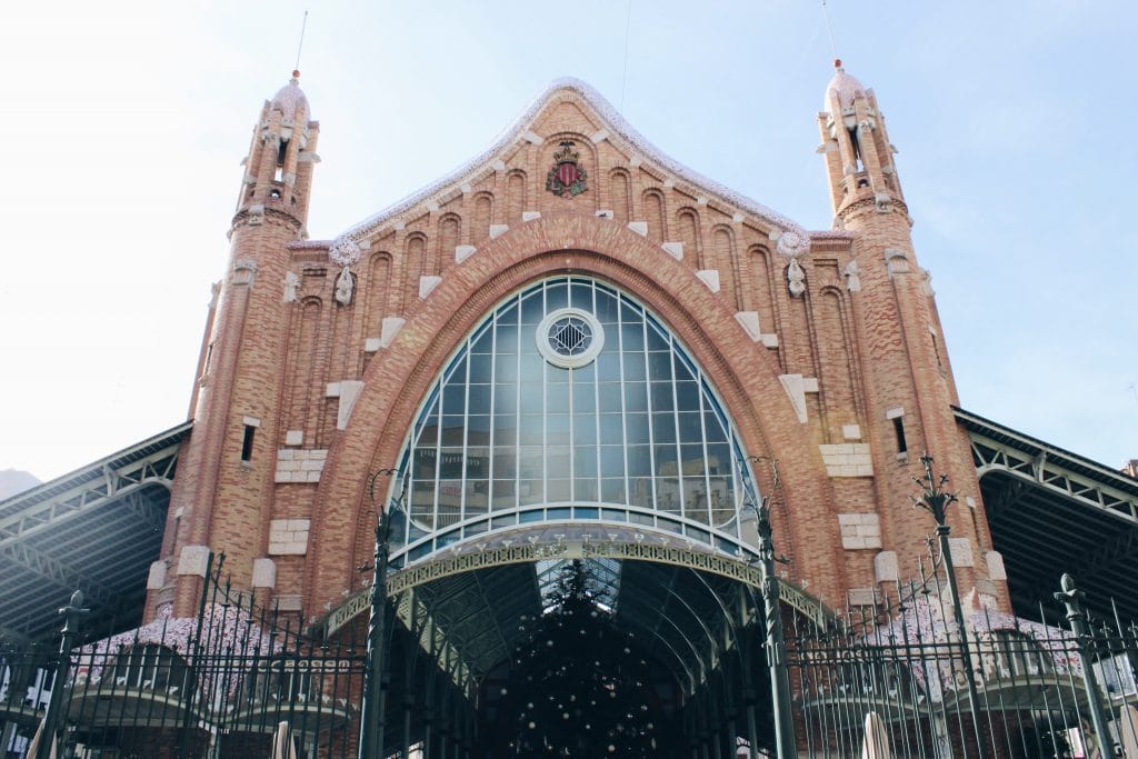 Mercado Colon - Beautiful building in the district Canovas of Valencia